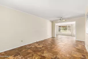 12236 N Pebble Beach Dr, Sun City, AZ 85351 - Photo 6
