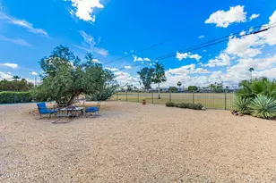 12236 N Pebble Beach Dr, Sun City, AZ 85351 - Photo 18