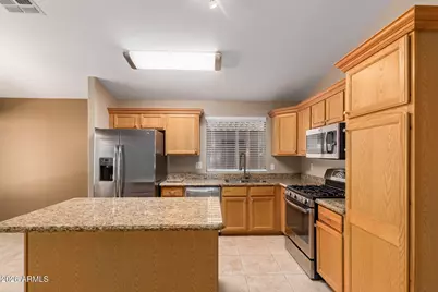 8364 W Stella Way, Glendale, AZ 85305 - Photo 14