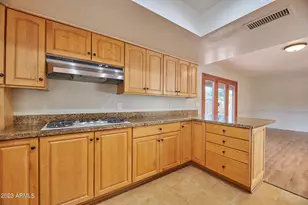 1137 N Winthrop Cir, Mesa, AZ 85213 - Photo 10