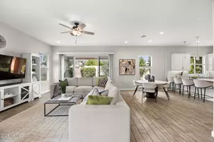 6504 E Rose Marie Ln, Phoenix, AZ 85054 - Photo 4