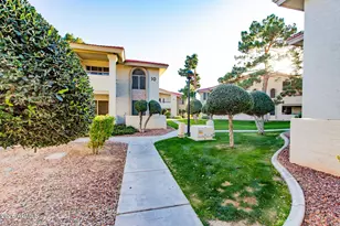 10610 S 48th St, Phoenix, AZ 85044 - Photo 4