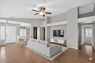 662 S 233rd Ln, Buckeye, AZ 85326 - Photo 2