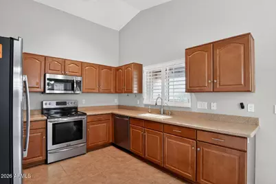 662 S 233rd Lane, Buckeye, AZ 85326 - Photo 18