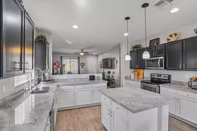 18195 W Ida Lane, Surprise, AZ 85387 - Photo 10