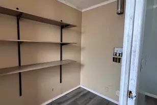 8601 N 71st Ave, Peoria, AZ 85301 - Photo 16