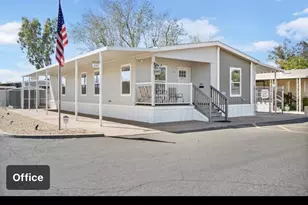 8601 N 71st Ave, Peoria, AZ 85301 - Photo 18