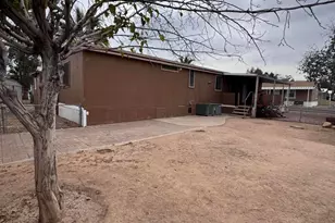 8601 N 71st Ave, Peoria, AZ 85301 - Photo 6