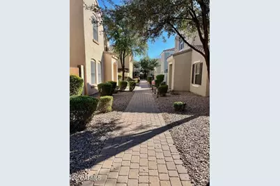 3340 E Franklin Avenue, Gilbert, AZ 85295 - Photo 2