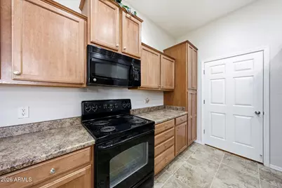 14575 W Mountain View Boulevard #11312, Surprise, AZ 85374 - Photo 6