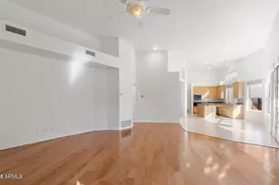 1617 E Tierra Buena Ln, Phoenix, AZ 85022 - Photo 12