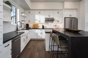 11800 N Greenwich Blvd, Surprise, AZ 85388 - Photo 6