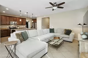 12041 W Cottontail Ln, Peoria, AZ 85383 - Photo 2