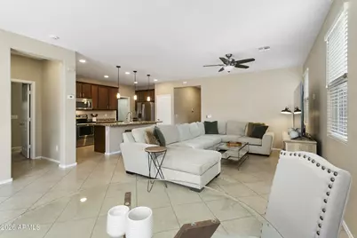 12041 W Cottontail Lane, Peoria, AZ 85383 - Photo 2