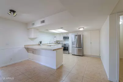 2428 E Juanita Avenue, Mesa, AZ 85204 - Photo 2