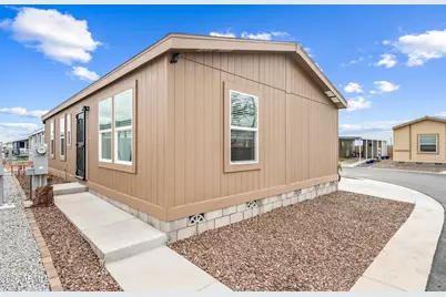 17506 W Van Buren Street #524, Goodyear, AZ 85338 - Photo 2