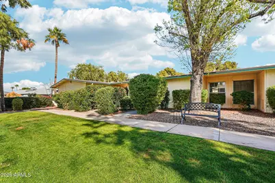 10529 W Wheatridge Drive, Sun City, AZ 85373 - Photo 6