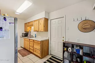 10529 W Wheatridge Dr, Sun City, AZ 85373 - Photo 4