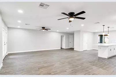 10602 W Cumberland Drive, Sun City, AZ 85351 - Photo 10