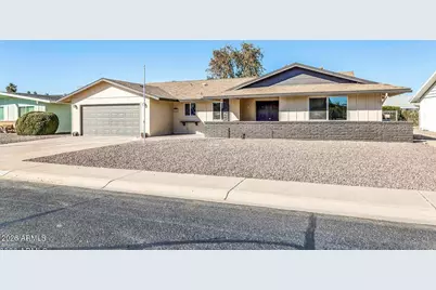 10602 W Cumberland Drive, Sun City, AZ 85351 - Photo 6
