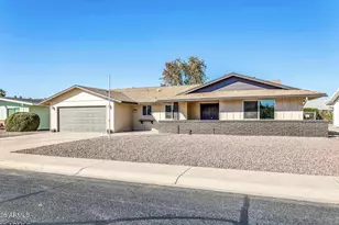 10602 W Cumberland Dr, Sun City, AZ 85351 - Photo 6