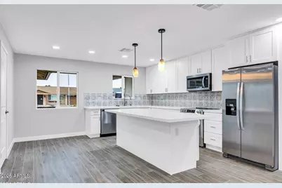 10602 W Cumberland Drive, Sun City, AZ 85351 - Photo 1