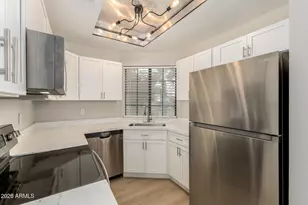 930 N Mesa Dr, Mesa, AZ 85201 - Photo 8