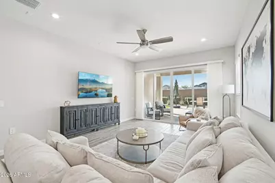 21636 N 59th Street, Phoenix, AZ 85054 - Photo 14