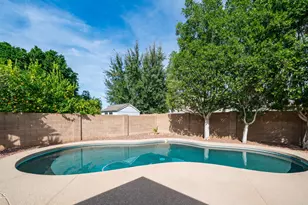 8944 W Fullam St, Peoria, AZ 85382 - Photo 24