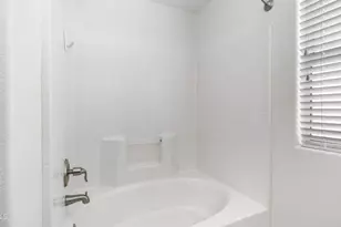 8944 W Fullam St, Peoria, AZ 85382 - Photo 22