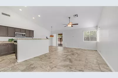 8944 W Fullam Street, Peoria, AZ 85382 - Photo 6