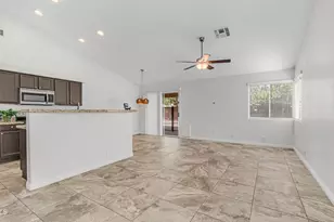 8944 W Fullam St, Peoria, AZ 85382 - Photo 6