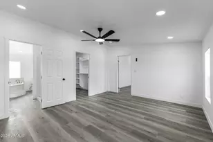 35341 W Sunrise Dr, Arlington, AZ 85322 - Photo 14