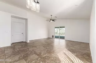 5623 S 27th Dr, Phoenix, AZ 85041 - Photo 6