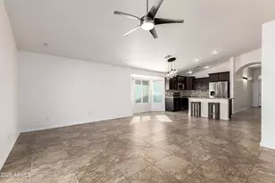 5623 S 27th Dr, Phoenix, AZ 85041 - Photo 8