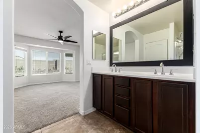 5623 S 27th Drive, Phoenix, AZ 85041 - Photo 18