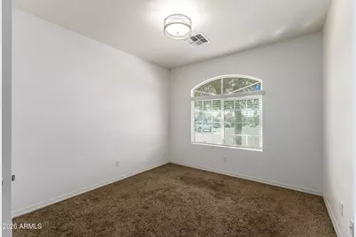 5623 S 27th Drive, Phoenix, AZ 85041 - Photo 22