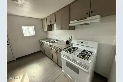 398 N E Avenue, Douglas, AZ 85607 - Photo 8