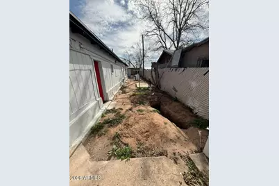 398 N E Avenue, Douglas, AZ 85607 - Photo 24