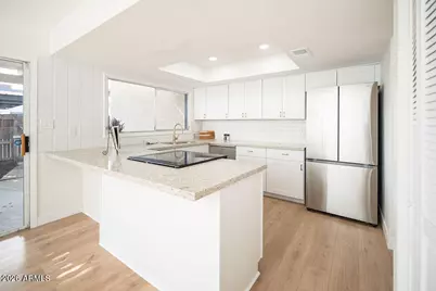 5454 W El Caminito Drive, Glendale, AZ 85302 - Photo 8