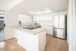 5454 W El Caminito Dr, Glendale, AZ 85302 - Photo 8