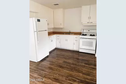 219 W Kinderman Drive, Avondale, AZ 85323 - Photo 2