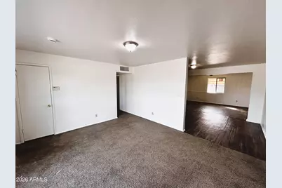 219 W Kinderman Drive, Avondale, AZ 85323 - Photo 4