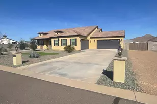 9110 W Garnet Mountain Dr, Casa Grande, AZ 85194 - Photo 2