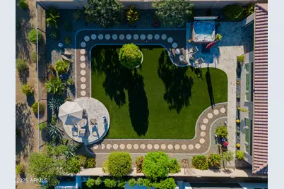 17437 W Guthrie Street, Surprise, AZ 85388 - Photo 4