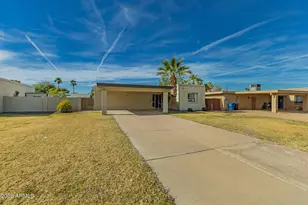 4618 S Calle Los Cerros Dr, Tempe, AZ 85282 - Photo 2