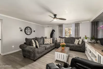 8633 W Turney Avenue, Phoenix, AZ 85037 - Photo 6