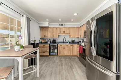 8633 W Turney Avenue, Phoenix, AZ 85037 - Photo 8