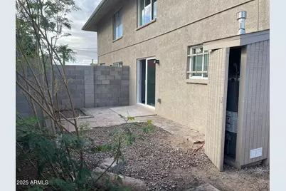 2309 N 28th Street #4, Phoenix, AZ 85008 - Photo 14