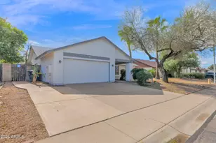 2035 W Gila Ln, Chandler, AZ 85224 - Photo 2